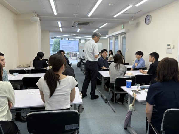 エキスパートコース マインドフルネスを学ぶ　講義の様子